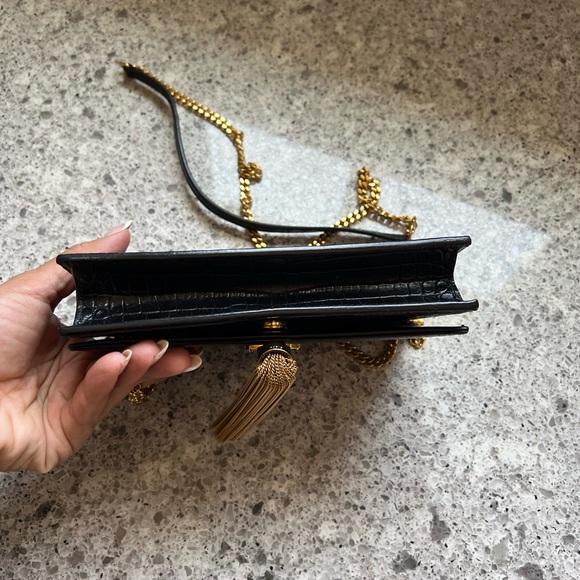 Saint Laurent Kate Medium Tassel in Crocodile Embossed Black Leather - Picture 8 of 15